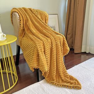 Blanket With Pompom Fringe